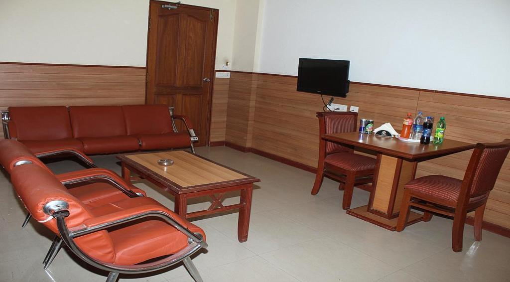 Hotel Chitra Park Tiruchchendur Luaran gambar