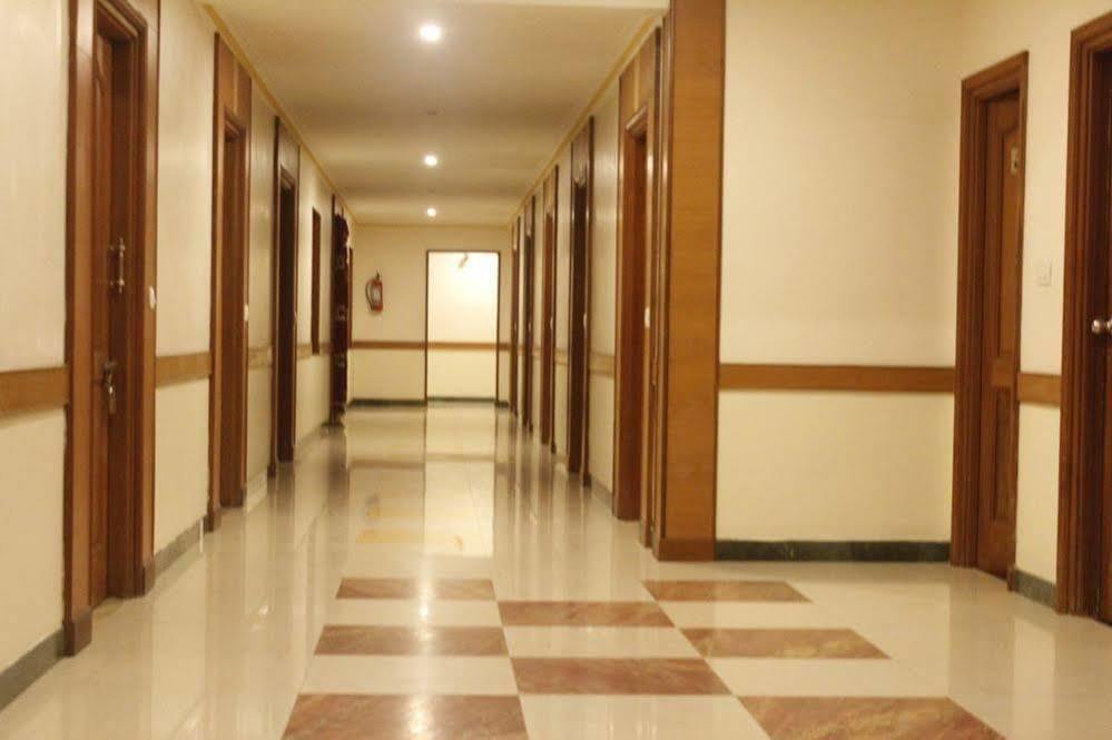 Hotel Chitra Park Tiruchchendur Luaran gambar